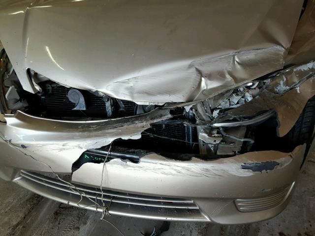 4T1BE32K46U741565 - 2006 TOYOTA CAMRY LE ოქროსფერი ფოტო 9