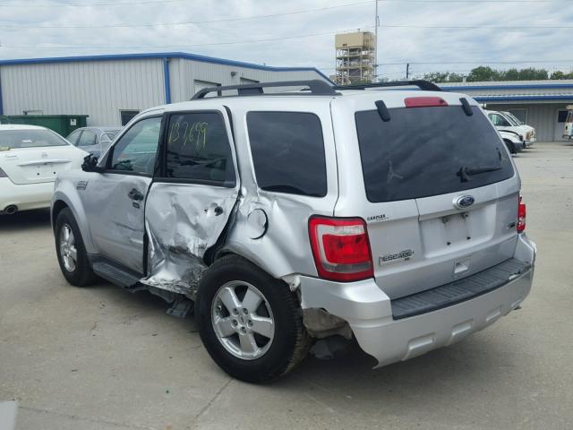 1FMCU0DG2BKA04143 - 2011 FORD ESCAPE XLT SILVER photo 3