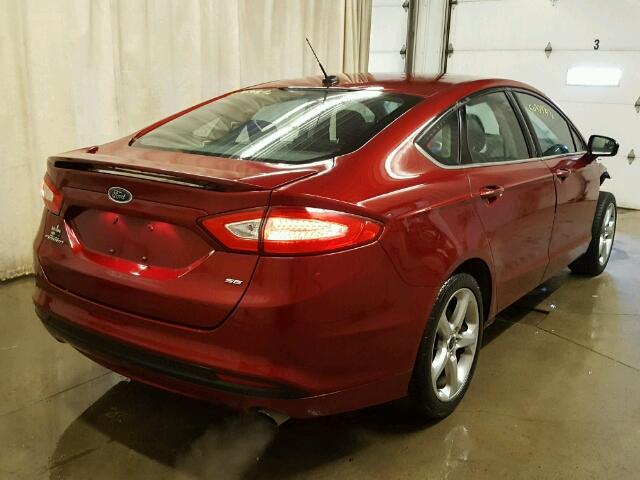 1FA6P0H73E5397677 - 2014 FORD FUSION SE RED photo 4