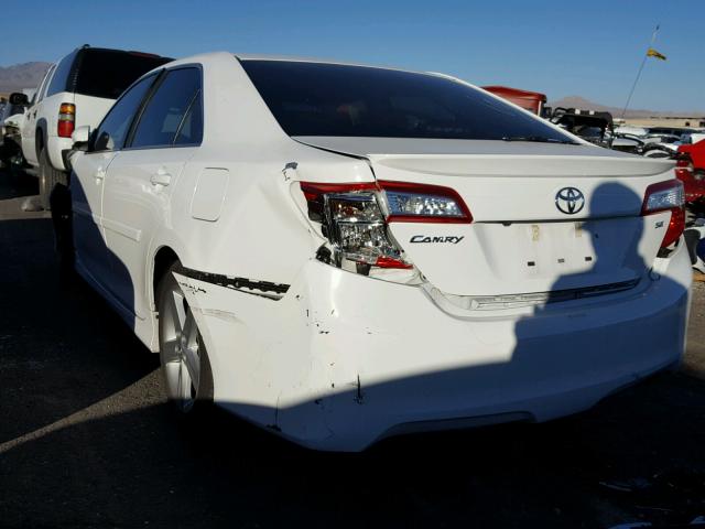 4T1BF1FK6EU798408 - 2014 TOYOTA CAMRY L WHITE photo 3