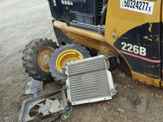 CAT0226BAMJH05842 - 2006 CATERPILLAR SKIDSTEER YELLOW photo 9