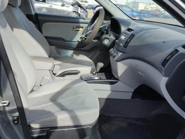 KMHDU4AD6AU018104 - 2010 HYUNDAI ELANTRA BL GRAY photo 6