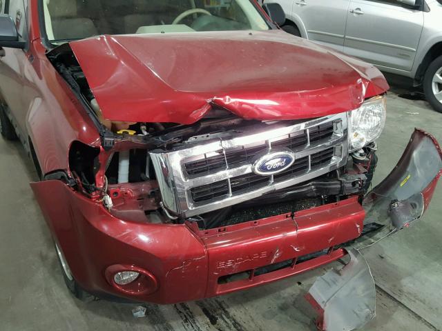 1FMCU0D7XCKA64382 - 2012 FORD ESCAPE XLT MAROON photo 9