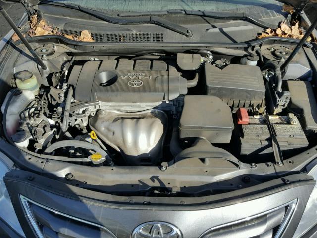 4T1BF3EK4AU070805 - 2010 TOYOTA CAMRY BASE GRAY photo 7