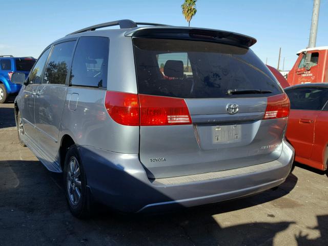 5TDZA22C05S310046 - 2005 TOYOTA SIENNA XLE BLUE photo 3