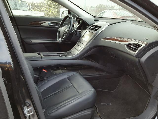 3LN6L2JK5FR606718 - 2015 LINCOLN MKZ Սև լուսանկար 5