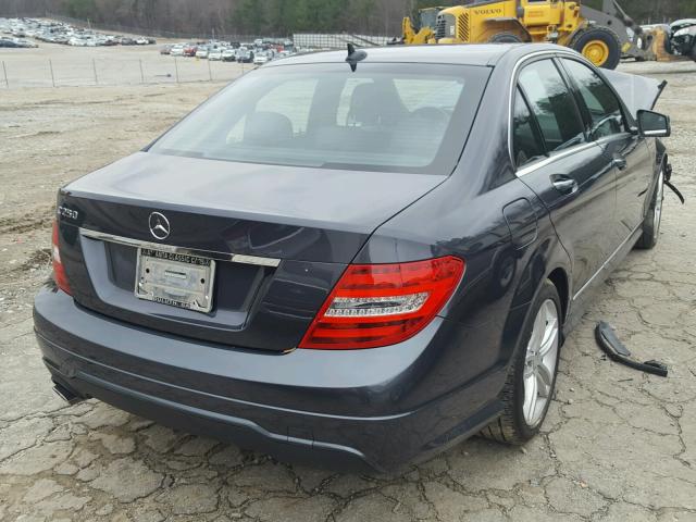 WDDGF4HB1DR296499 - 2013 MERCEDES-BENZ C 250 BLUE photo 4