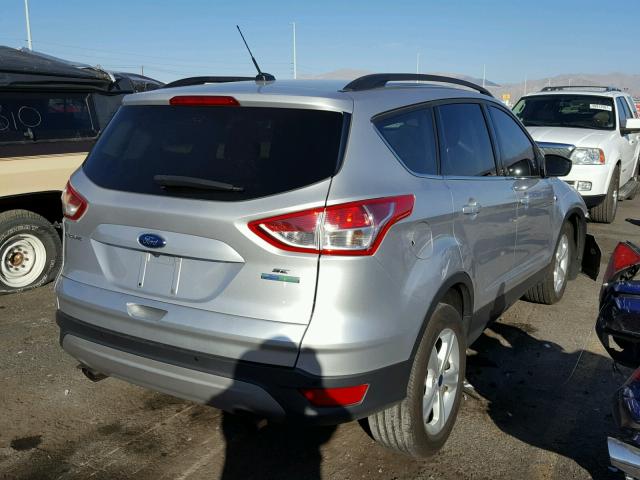 1FMCU0G93GUC44004 - 2016 FORD ESCAPE SE SILVER photo 4