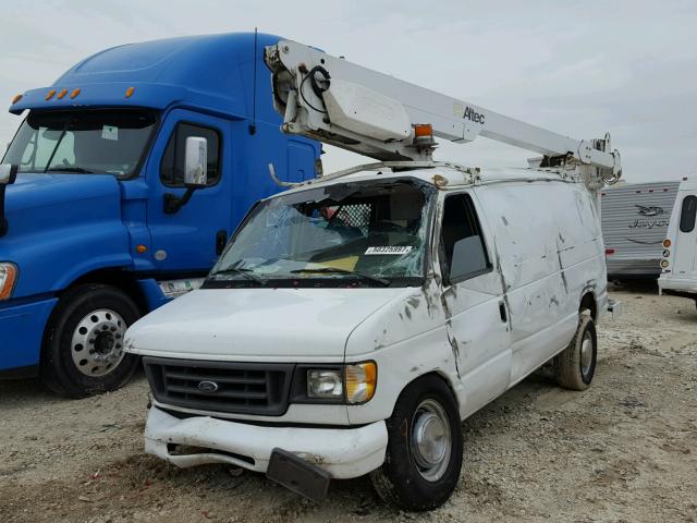 1FTSE34LX6HA05555 - 2006 FORD ECONOLINE WHITE photo 2