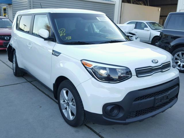 KNDJN2A26H7439465 - 2017 KIA SOUL WHITE photo 1