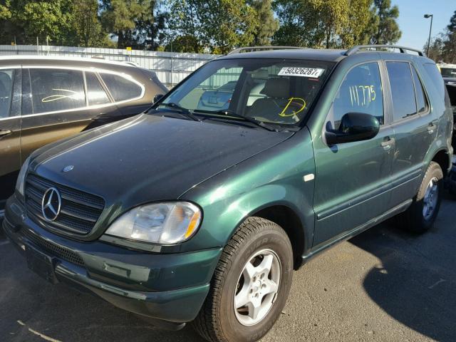 4JGAB54E61A222647 - 2001 MERCEDES-BENZ ML 320 GREEN photo 2