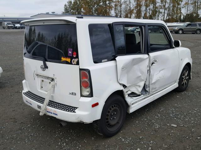 JTLKT324664039697 - 2006 TOYOTA SCION XB Ақ фото 4
