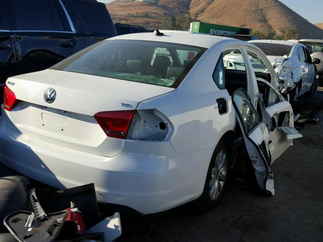 1VWAT7A39EC088689 - 2014 VOLKSWAGEN PASSAT S თეთრი ფოტო 4
