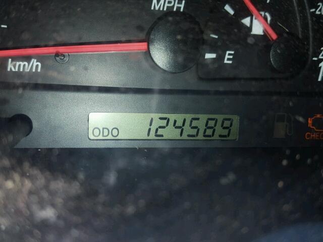 4T1BE32K22U044325 - 2002 TOYOTA CAMRY LE თეთრი ფოტო 8