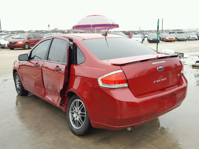 1FAHP3FN6BW183087 - 2011 FORD FOCUS SE RED photo 3