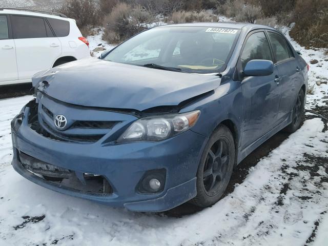 5YFBU4EE3DP200133 - 2013 TOYOTA COROLLA BA BLUE photo 2