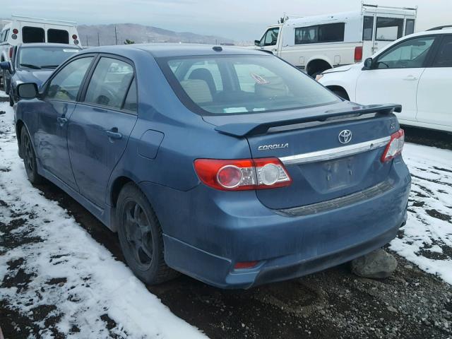 5YFBU4EE3DP200133 - 2013 TOYOTA COROLLA BA BLUE photo 3