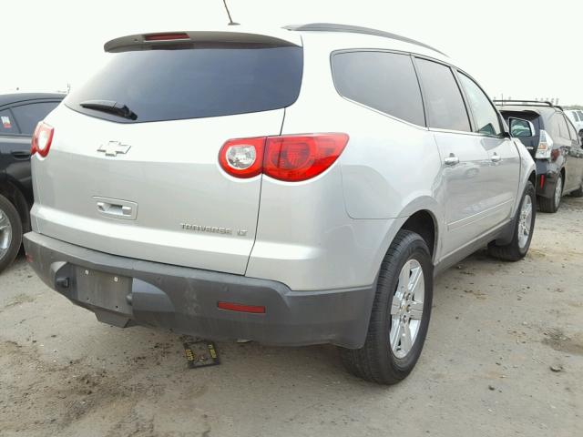 1GNKRGED6BJ393512 - 2011 CHEVROLET TRAVERSE L SILVER photo 4