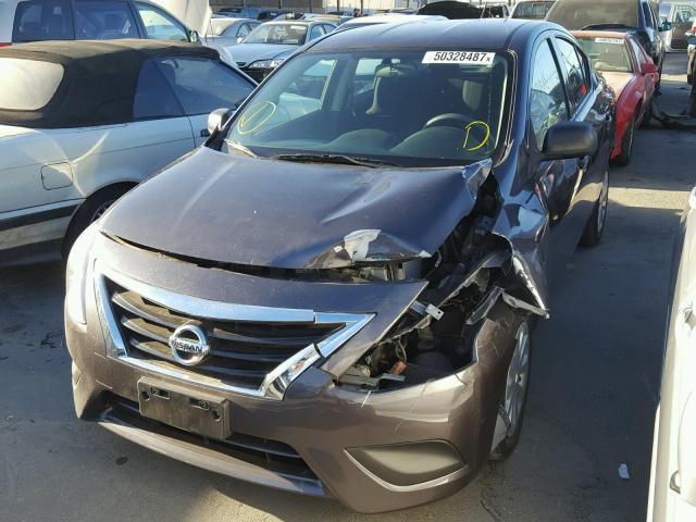 3N1CN7AP0FL849093 - 2015 NISSAN VERSA S GRAY photo 2