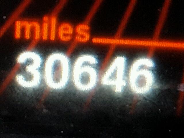 WBALZ3C59CDL71129 - 2012 BMW 650 I SILVER photo 8