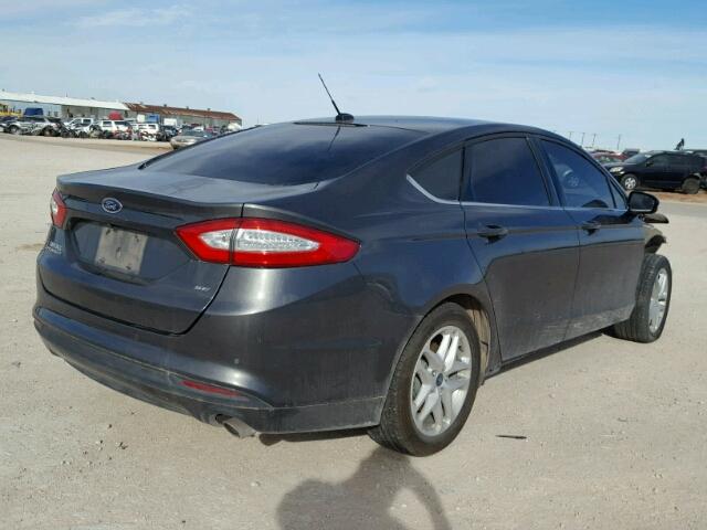 3FA6P0H78GR193165 - 2016 FORD FUSION SE GRAY photo 4