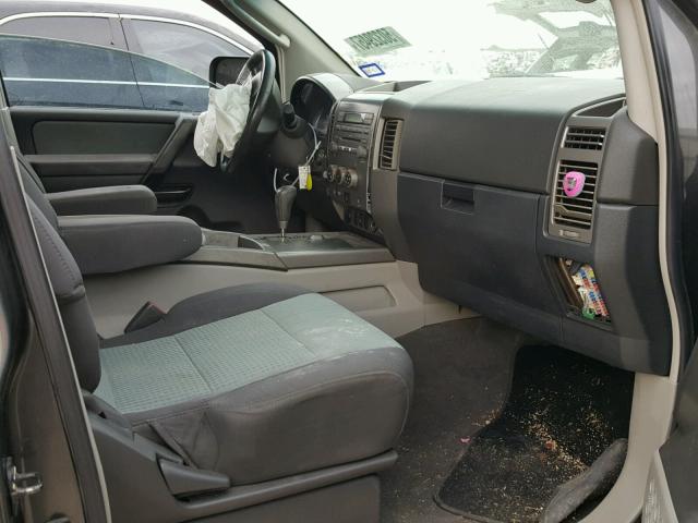 1N6AA07B54N578352 - 2004 NISSAN TITAN XE GRAY photo 5