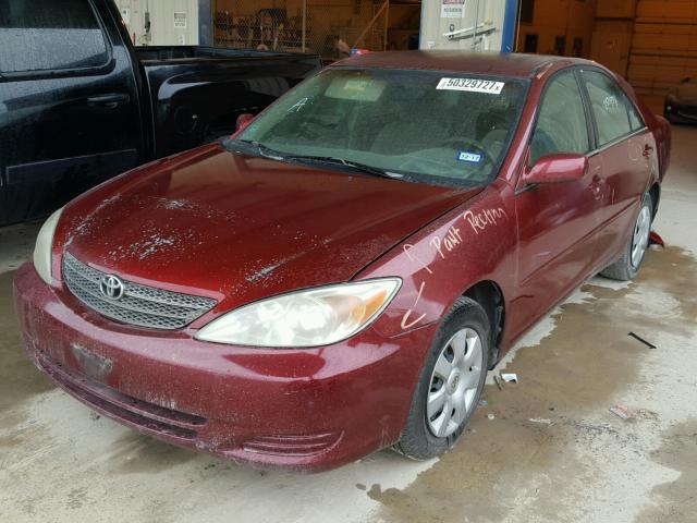 4T1BE32K62U028855 - 2002 TOYOTA CAMRY LE RED photo 2