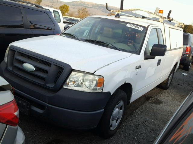 1FTRF12267NA86633 - 2007 FORD F150 WHITE photo 2