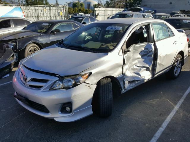 5YFBU4EE1DP148517 - 2013 TOYOTA COROLLA BA SILVER photo 2