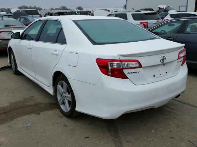 4T1BF1FKXDU217801 - 2013 TOYOTA CAMRY L WHITE photo 3