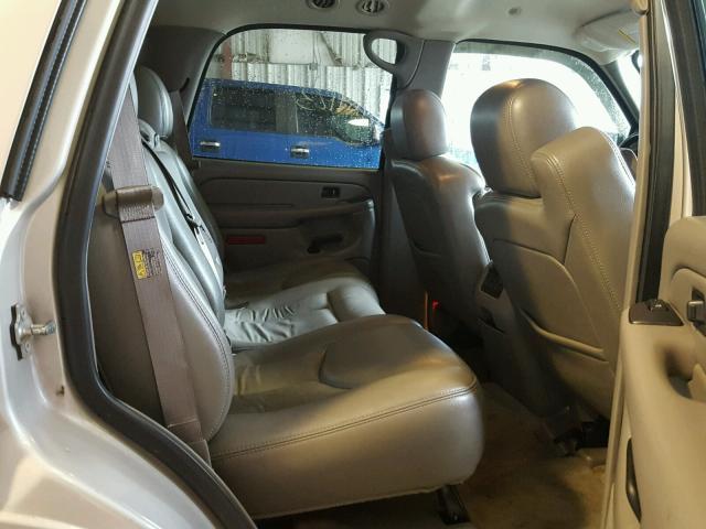 1GKEC13Z06R135341 - 2006 GMC YUKON Gümüş fotoğraf 6