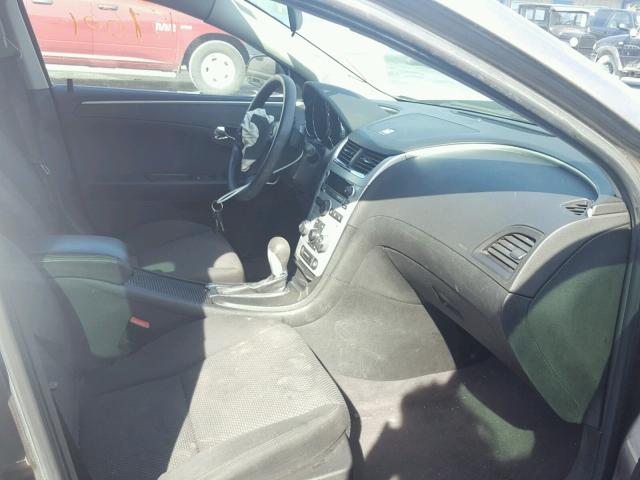 1G1ZC5E06AF180029 - 2010 CHEVROLET MALIBU 1LT BEIGE photo 5