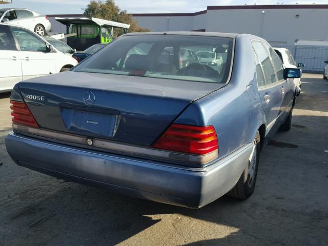 WDBGA32E6PA133967 - 1993 MERCEDES-BENZ 300 SE BLUE photo 4