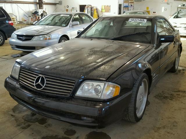 WDBFA76FXWF155977 - 1998 MERCEDES-BENZ SL 600 BLACK photo 2