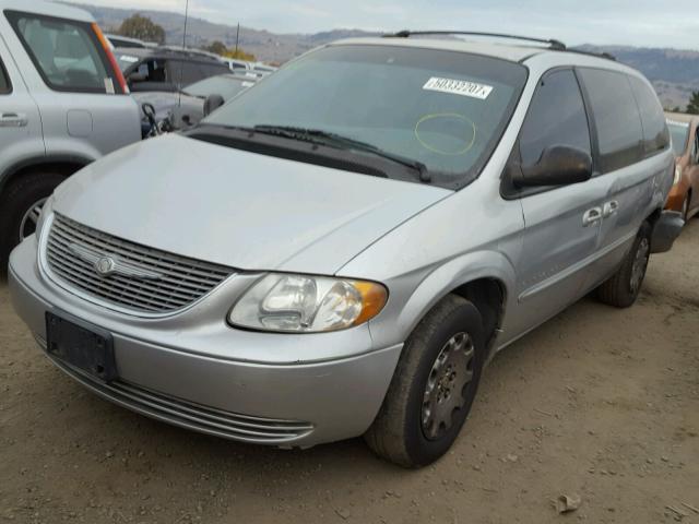 2C4GP44341R319110 - 2001 CHRYSLER TOWN & COU SILVER photo 2