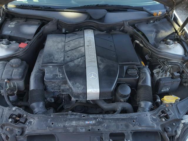 WDBRF84J93F370497 - 2003 MERCEDES-BENZ C 320 4MAT SILVER photo 7