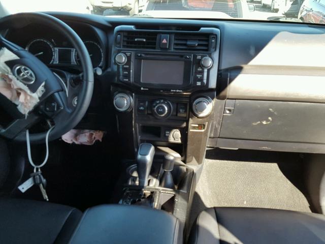 JTEBU5JR0H5431567 - 2017 TOYOTA 4RUNNER SR GRAY photo 9