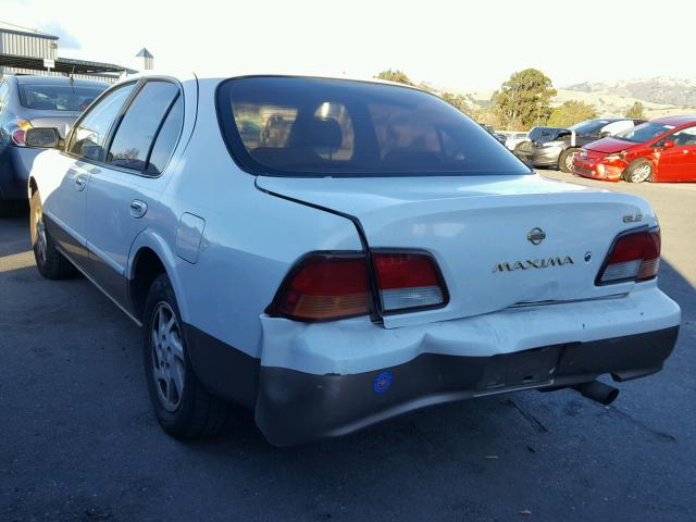 JN1CA21D7WT504367 - 1998 NISSAN MAXIMA GLE WHITE photo 3