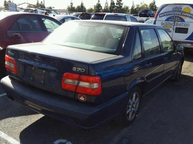 YV1LS5570W2492773 - 1998 VOLVO S70 BLUE photo 4