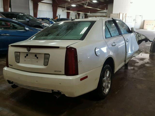 1G6DC67A760196038 - 2006 CADILLAC STS WHITE photo 4