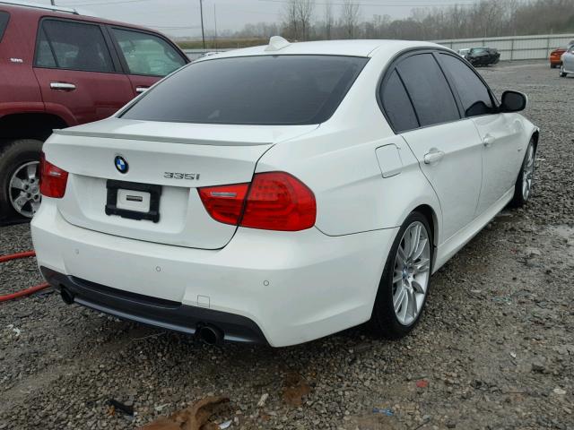 WBAPM73549A366325 - 2009 BMW 335 I WHITE photo 4