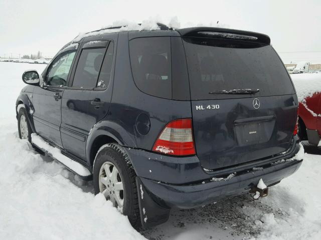 4JGAB72EXYA194618 - 2000 MERCEDES-BENZ ML 430 BLUE photo 3