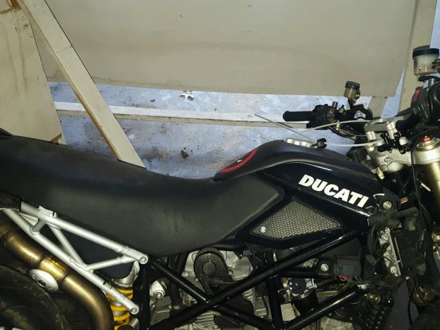 ZDM1YACP18B009404 - 2008 DUCATI HYPERMOTAR BLACK photo 5