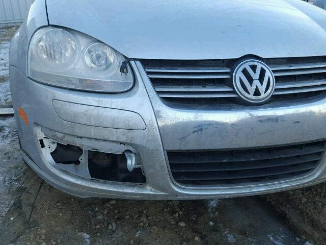 3VWNT71KX6M639415 - 2006 VOLKSWAGEN JETTA TDI SILVER photo 9