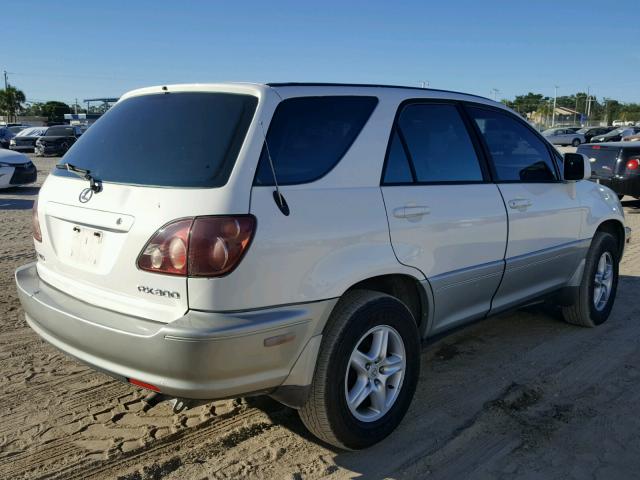 JT6GF10U5X0017304 - 1999 LEXUS RX 300 WHITE photo 4