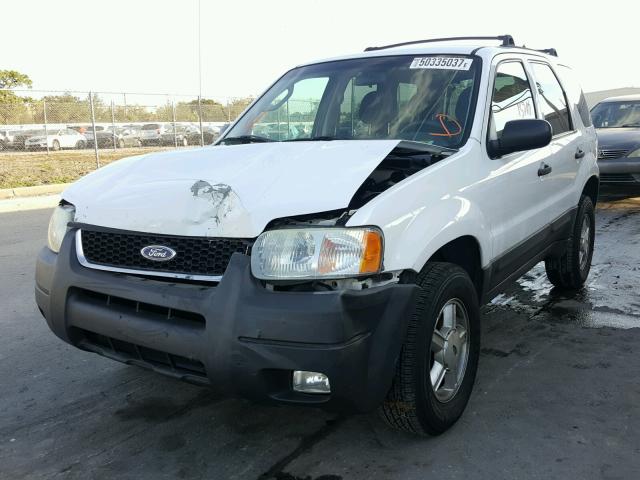 1FMYU03123KB44374 - 2003 FORD ESCAPE XLT WHITE photo 2