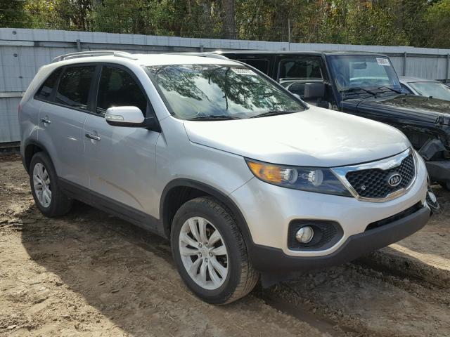 5XYKU3A1XBG055347 - 2011 KIA SORENTO EX SILVER photo 1