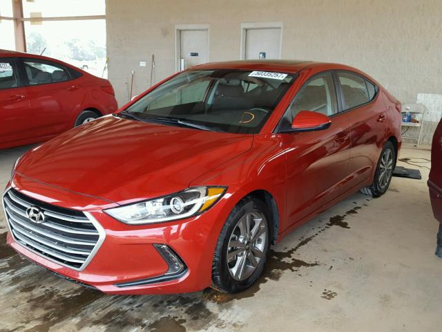 5NPD84LF3HH136896 - 2017 HYUNDAI ELANTRA SE RED photo 2