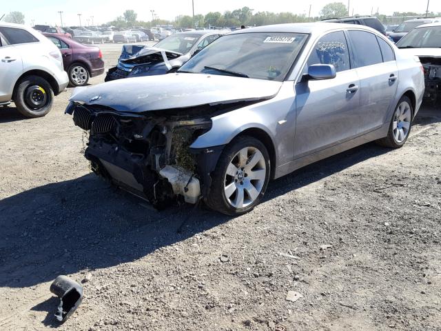 WBANB33584B111587 - 2004 BMW 545 I GRAY photo 2