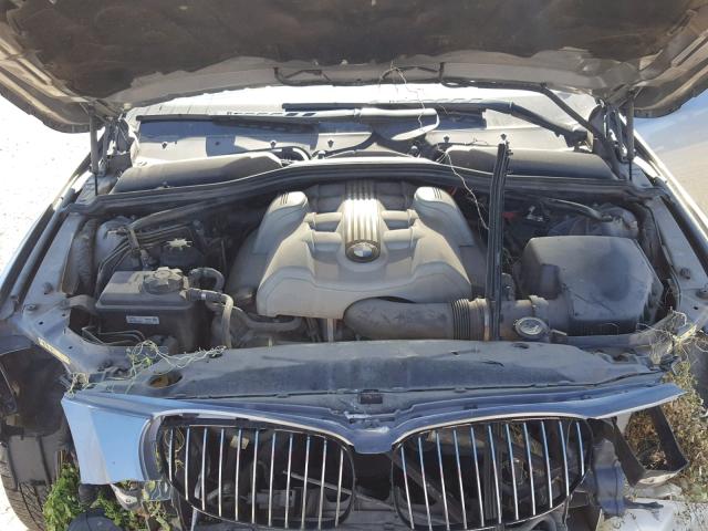 WBANB33584B111587 - 2004 BMW 545 I GRAY photo 7